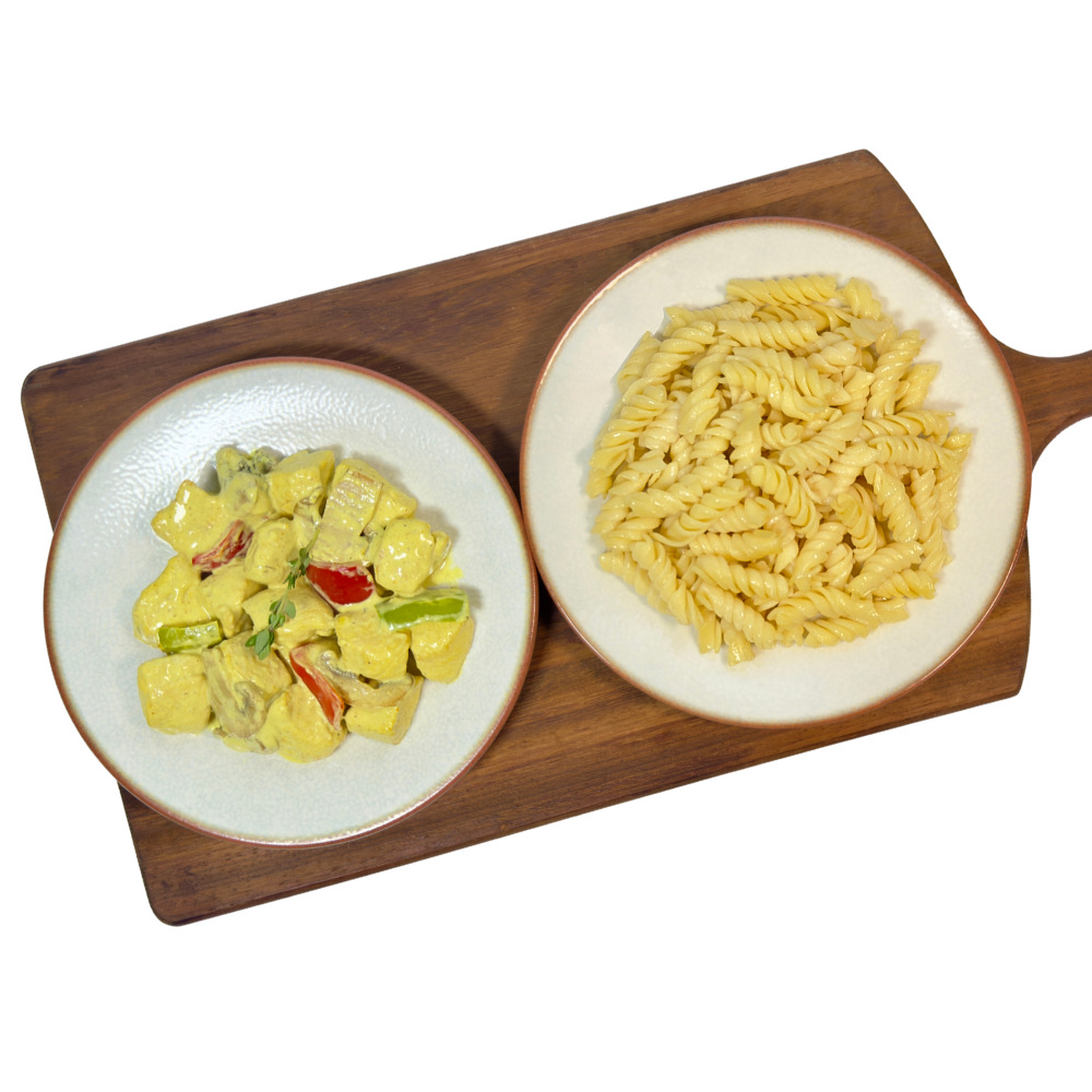 Köri Soslu Tavuk & Fusilli Makarna